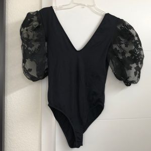 Zara puffy sleeve bodysuit